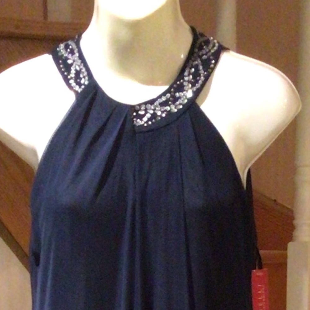 ๐๐4XHOST PICK ๐๐Navy elegant evening gown with bling - Picture 2 of 7